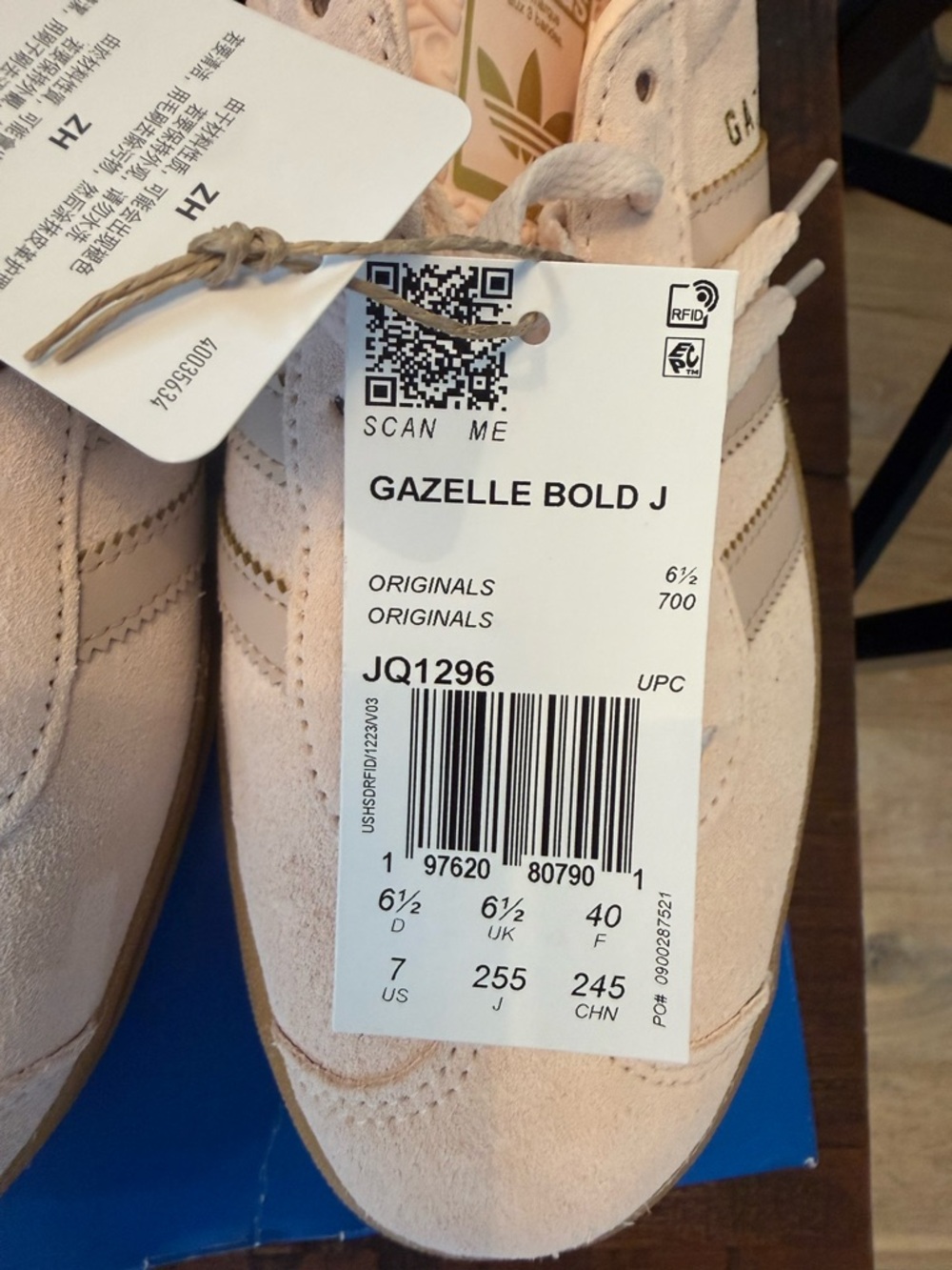 adidas Gazelle Bold J in cream and pink - Picture 4 of 4